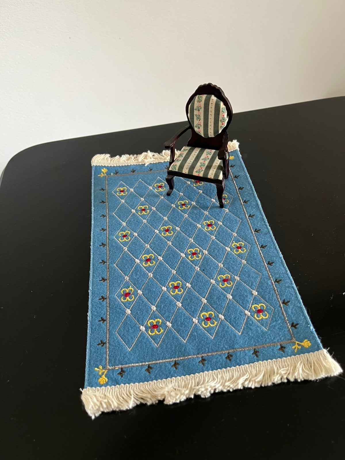 Poppenhuis slaapkamerkleed, Ophalen of Verzenden, Zo goed als nieuw, Poppenhuis