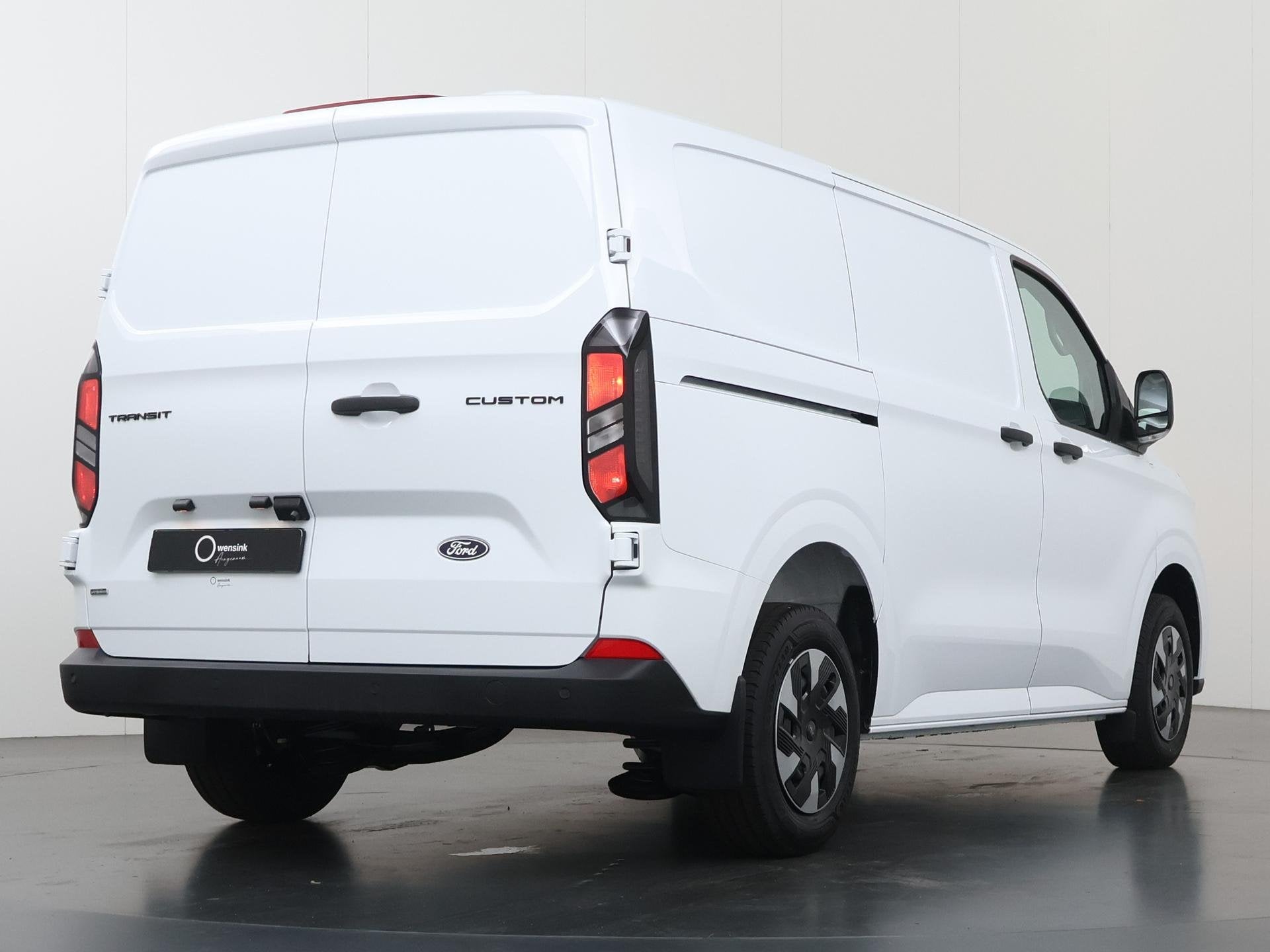 Ford Transit Custom 320 2.5 PHEV L1 H1 | Aut. | TREND | PLUG, Auto's, Dealer onderhouden, 4 cilinders, Wit, Plug-in hybride