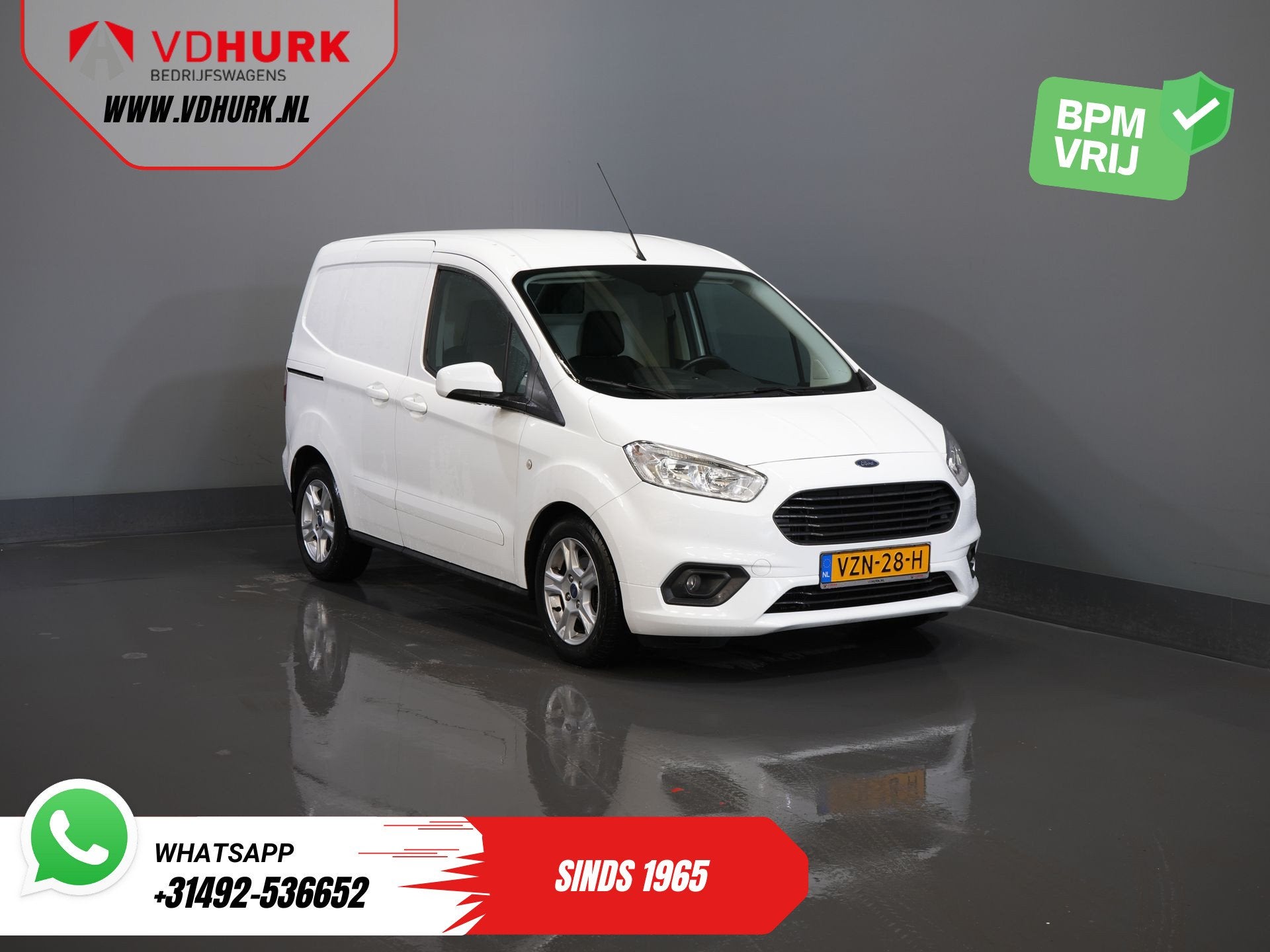 Ford Transit Courier 1.0 Limited BENZINE Carplay/ Camera/ Cl, Auto's, Voorwielaandrijving, Gebruikt, Euro 6, Wit