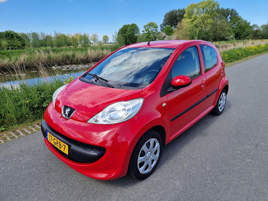 Peugeot 107 1.0 12V 5DR 2008 Met Nieuwe APK Zeer Nette Auto!, Voorwielaandrijving, Euro 5, Stof, 4 stoelen