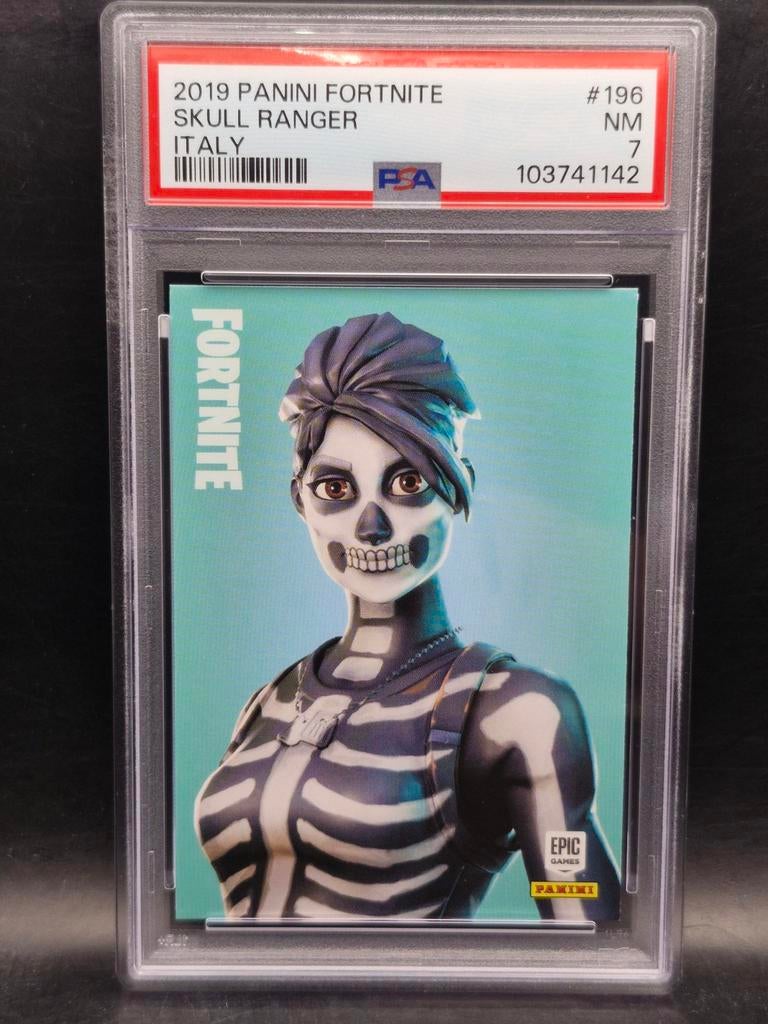 Fortnite 2019 panini skull ranger italy #196 psa 7, Verzenden, Zo goed als nieuw
