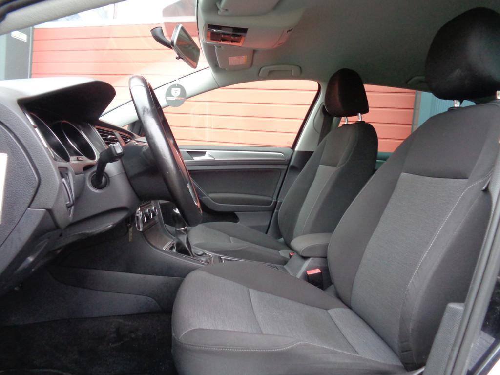 Volkswagen Golf 7 1.2 TSI Airco,Cruise,5Drs,Trekhaak!, Auto's, Voorwielaandrijving, Euro 5, 86 pk, Gebruikt