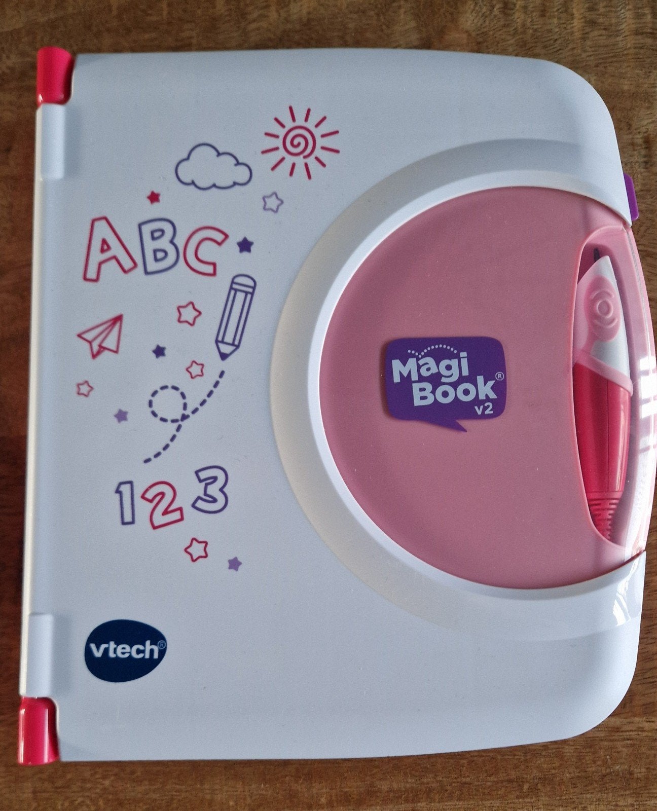 VTech MagiBook V2 met 2 boeken, Ophalen of Verzenden, Zo goed als nieuw, 2 tot 4 jaar
