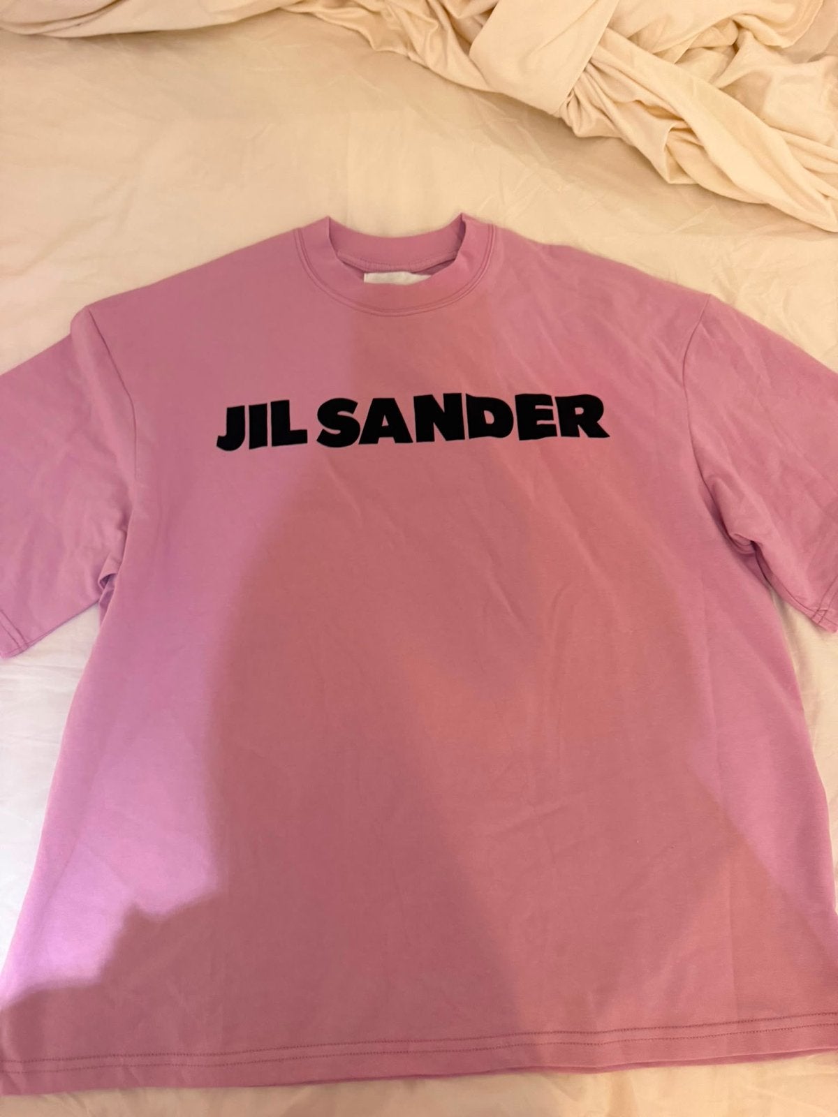 Jil Sander T-shirt Roze met Zwart Logo - Maat M, Kleding | Dames, Maat 38/40 (M), Nieuw, Ophalen of Verzenden, Korte mouw