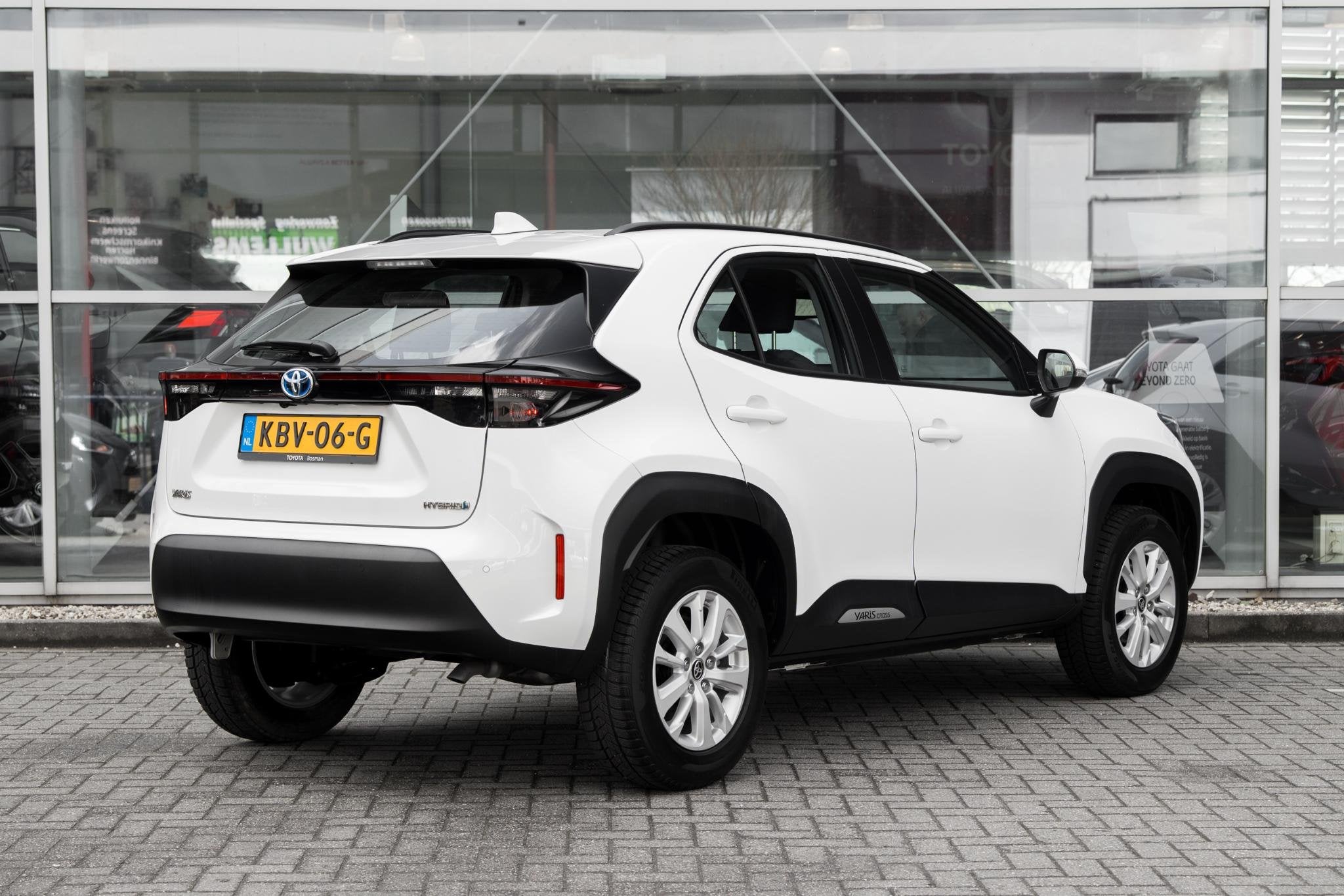 Toyota Yaris Cross 1.5 Hybrid Dynamic, Stof, Gebruikt, 116 pk, 1490 cc