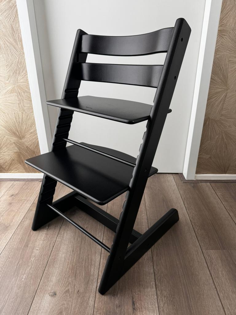 Stokke Tripp Trapp stoel zwart, Kinderen en Baby's, Kinderstoelen, Ophalen, Meegroeistoel