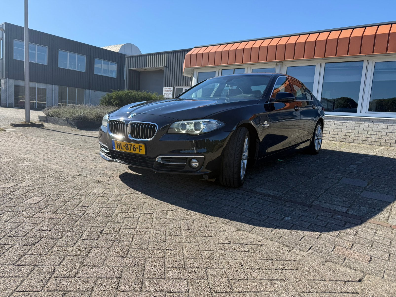 BMW 5-Serie 520d Individual 190pk Aut. 2015 Zwart new apk, Auto's, Automaat, Achterwielaandrijving, 1995 cc, 2000 kg