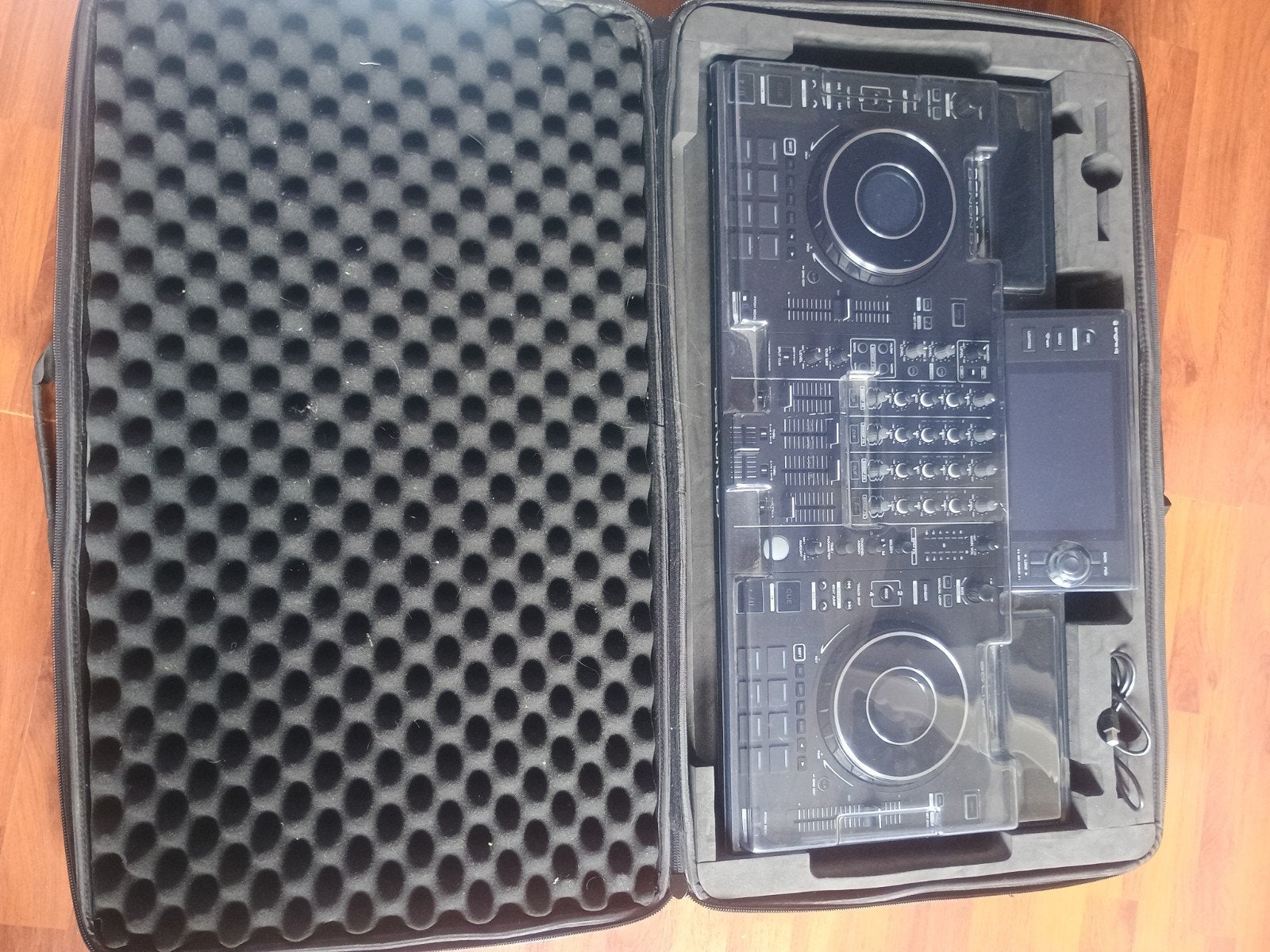 Denon DJ SC Live 4 DJ-set met flightcase, Ophalen, Zo goed als nieuw, Dj-set, Denon