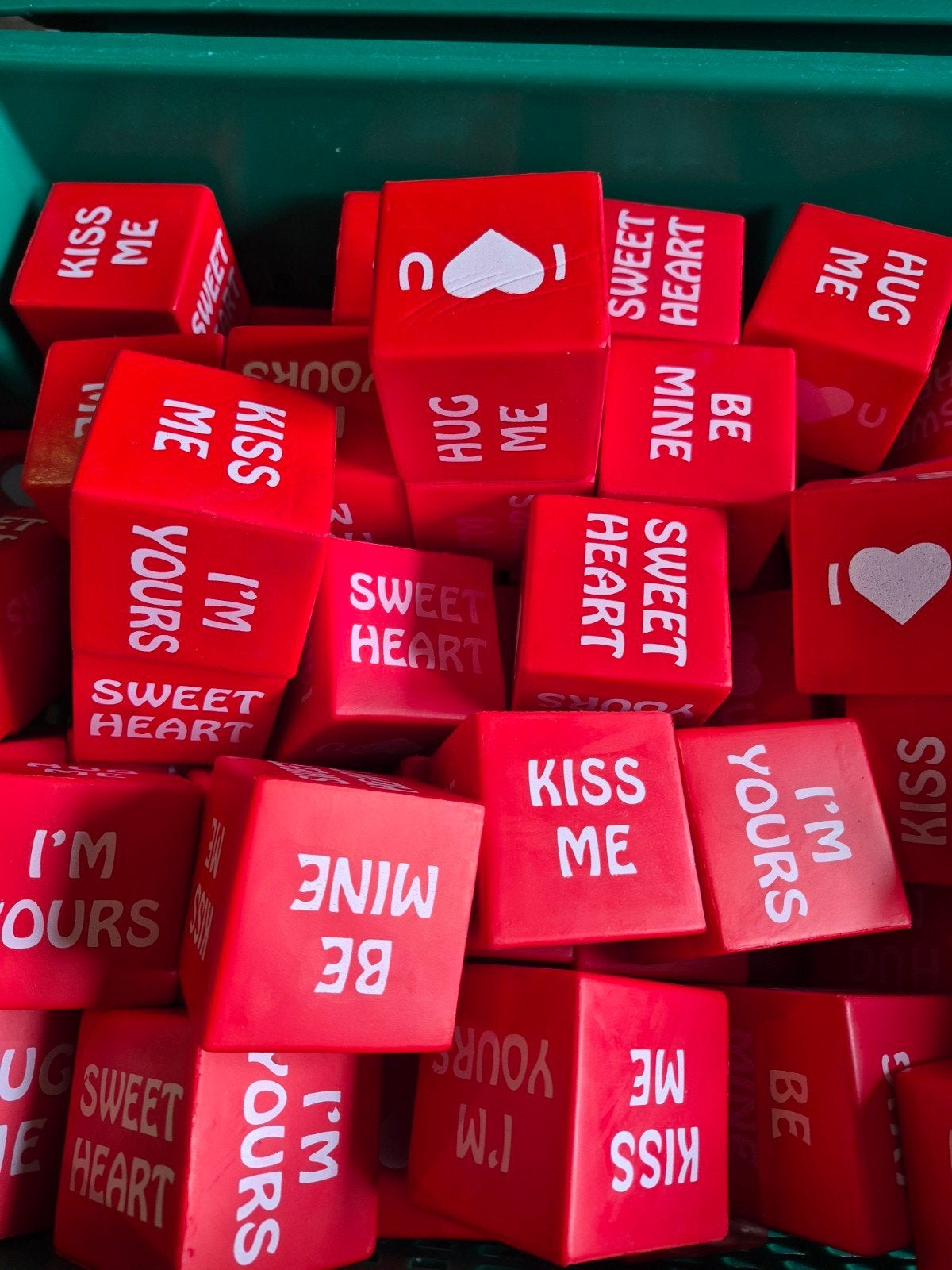 325 stuks 'Verliefd' dobbelstenen - Romantisch cadeau, Ophalen