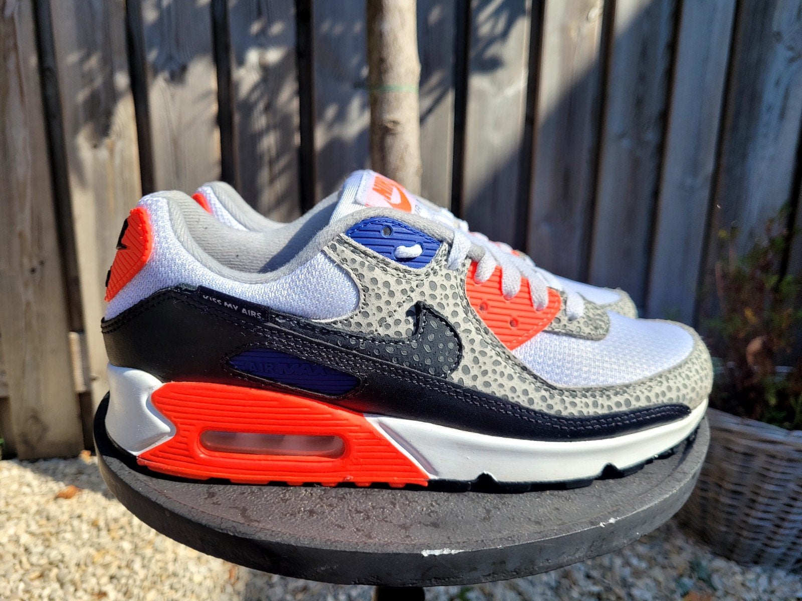 Nike Air Max 90 Kiss My Airs "Infrared Safari" maat 40,5, Kleding | Dames, ManolaSneakers@gmail.com, 5151AS, Overige kleuren, Nike
