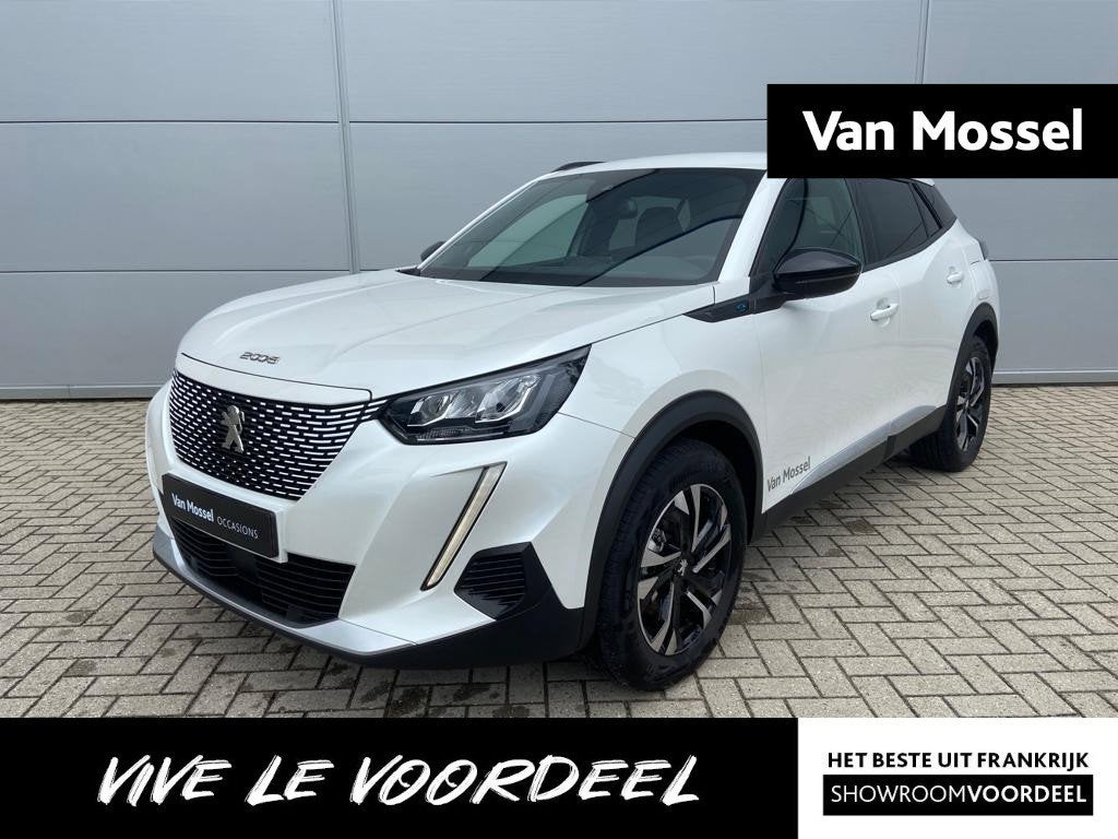 Peugeot e-2008 EV Allure 50 kWh | Keyless Start | Parkeerhul, Auto's, 136 pk, Leder en Stof, Wit, Origineel Nederlands