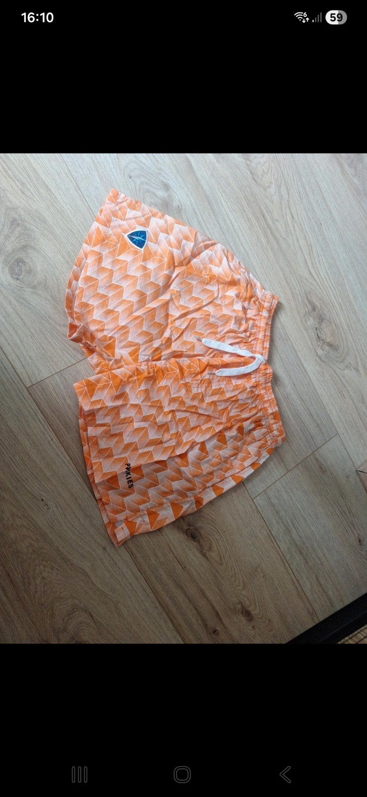 Oranje short. Maat S, Ophalen of Verzenden, Zo goed als nieuw, Oranje