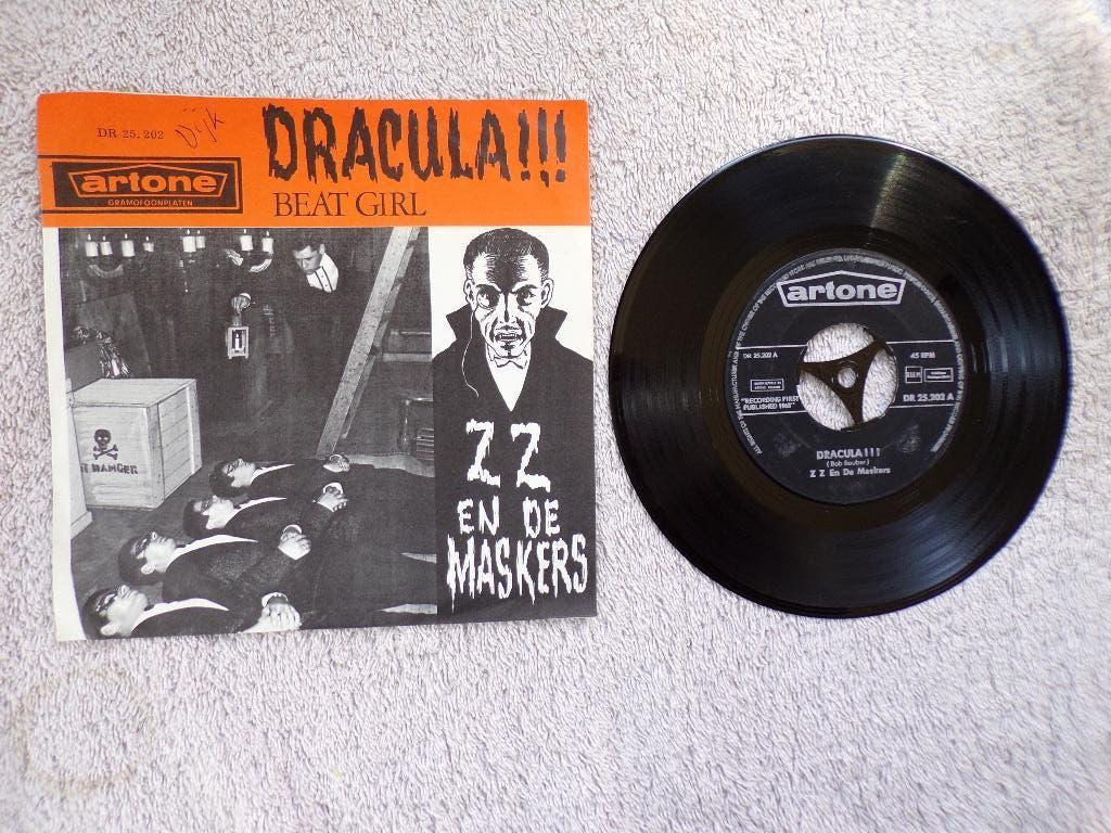 ZZ en de Maskers - DRACULA !!! / beat girl ( sixties ), Fotohoes, Verzenden, Gebruikt, Pop