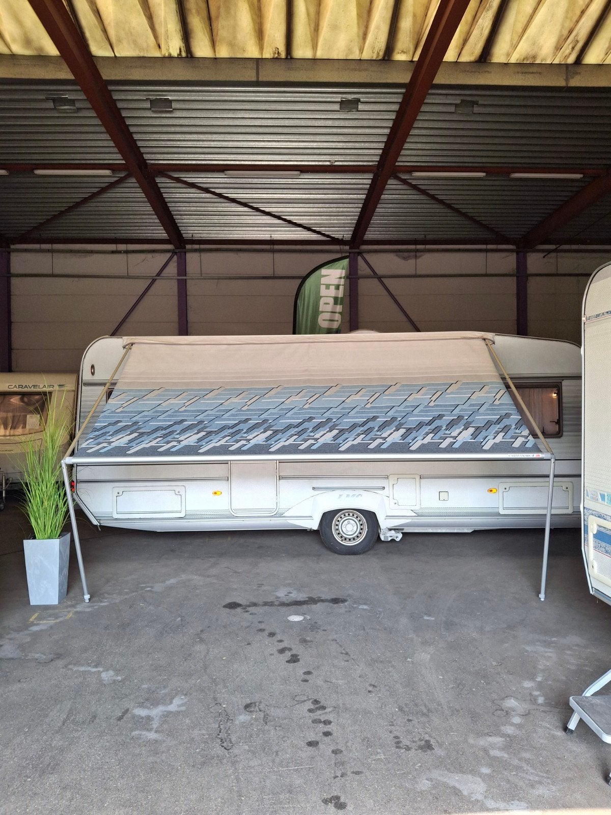 Fiamma Zakuifel met zijflappen. 4 meter., Ophalen, Gebruikt, PVC, Fiamma