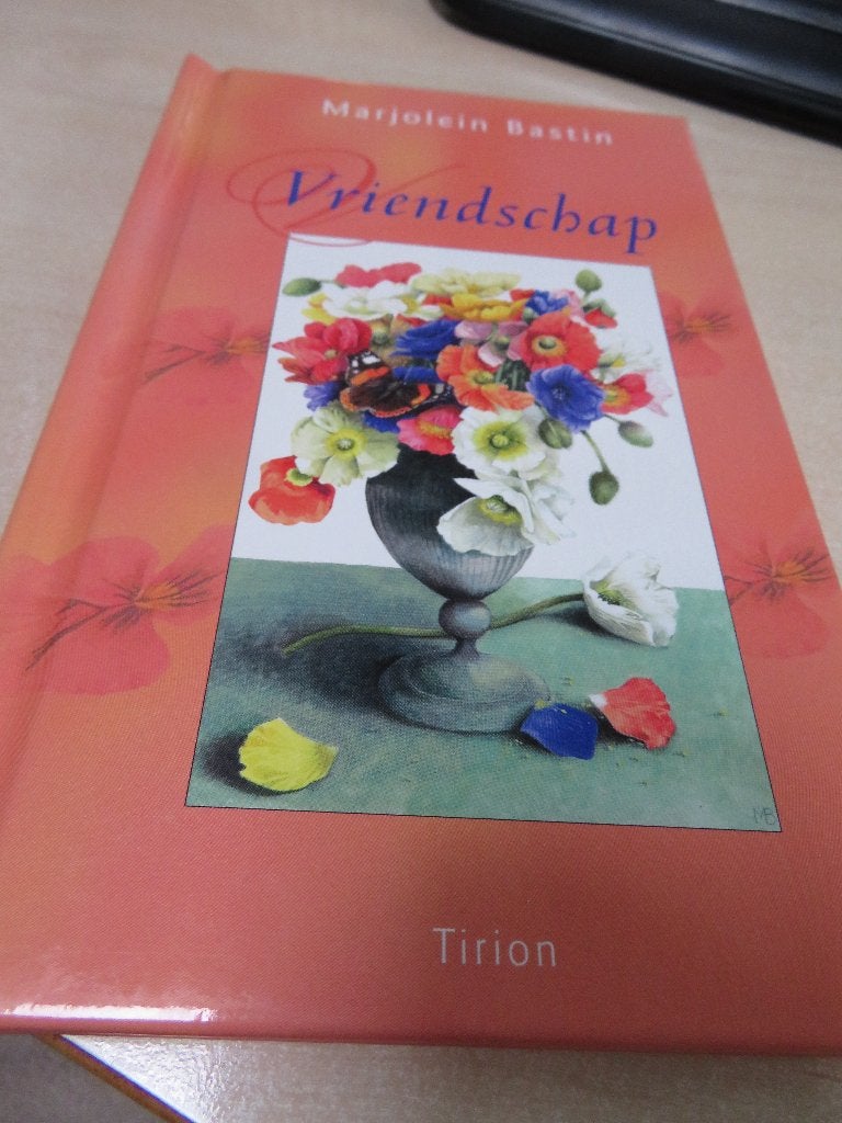 boekje Marjolein Bastin Vriendschap  tekeningen,verhaaltjes, Boeken, Verzenden, Zo goed als nieuw