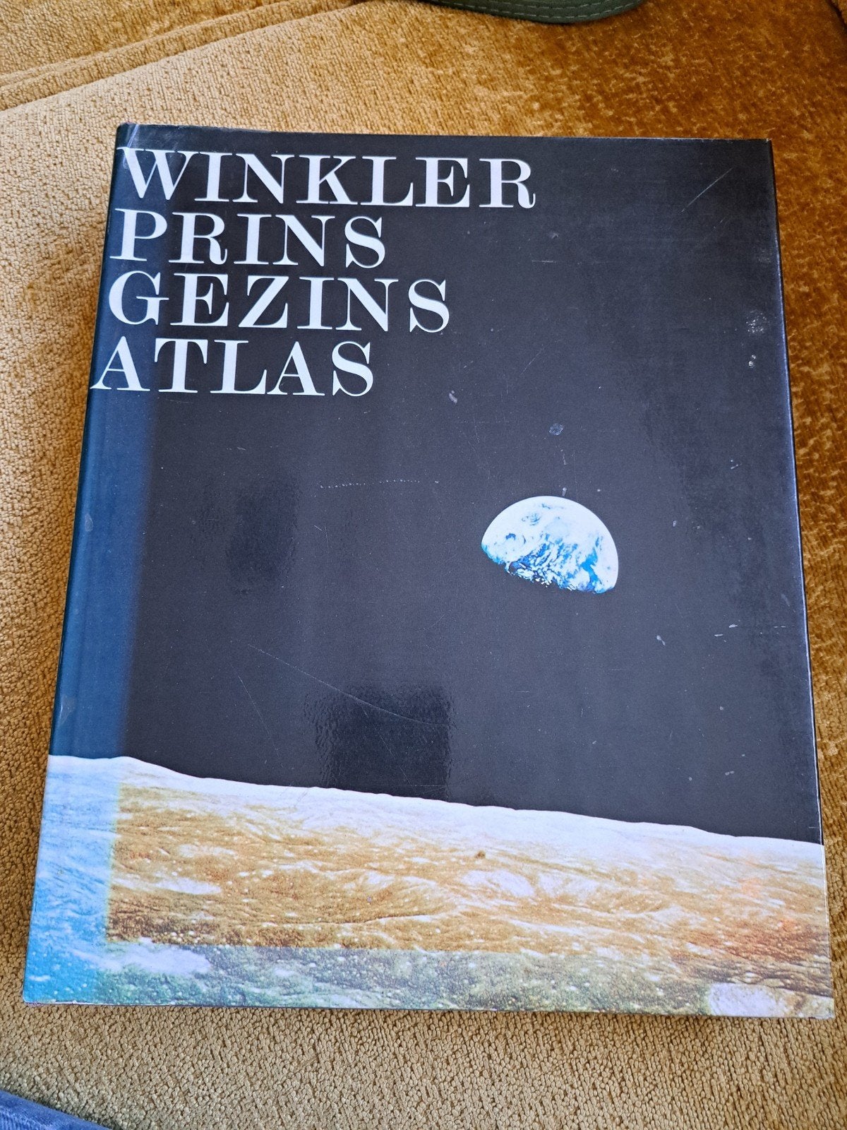 Winkler Prins Gezinsatlas - Uitgegeven door Elsevier, Overige atlassen, Het Geografisch en Cartografisch Instituut Elsevier, 1800 tot 2000
