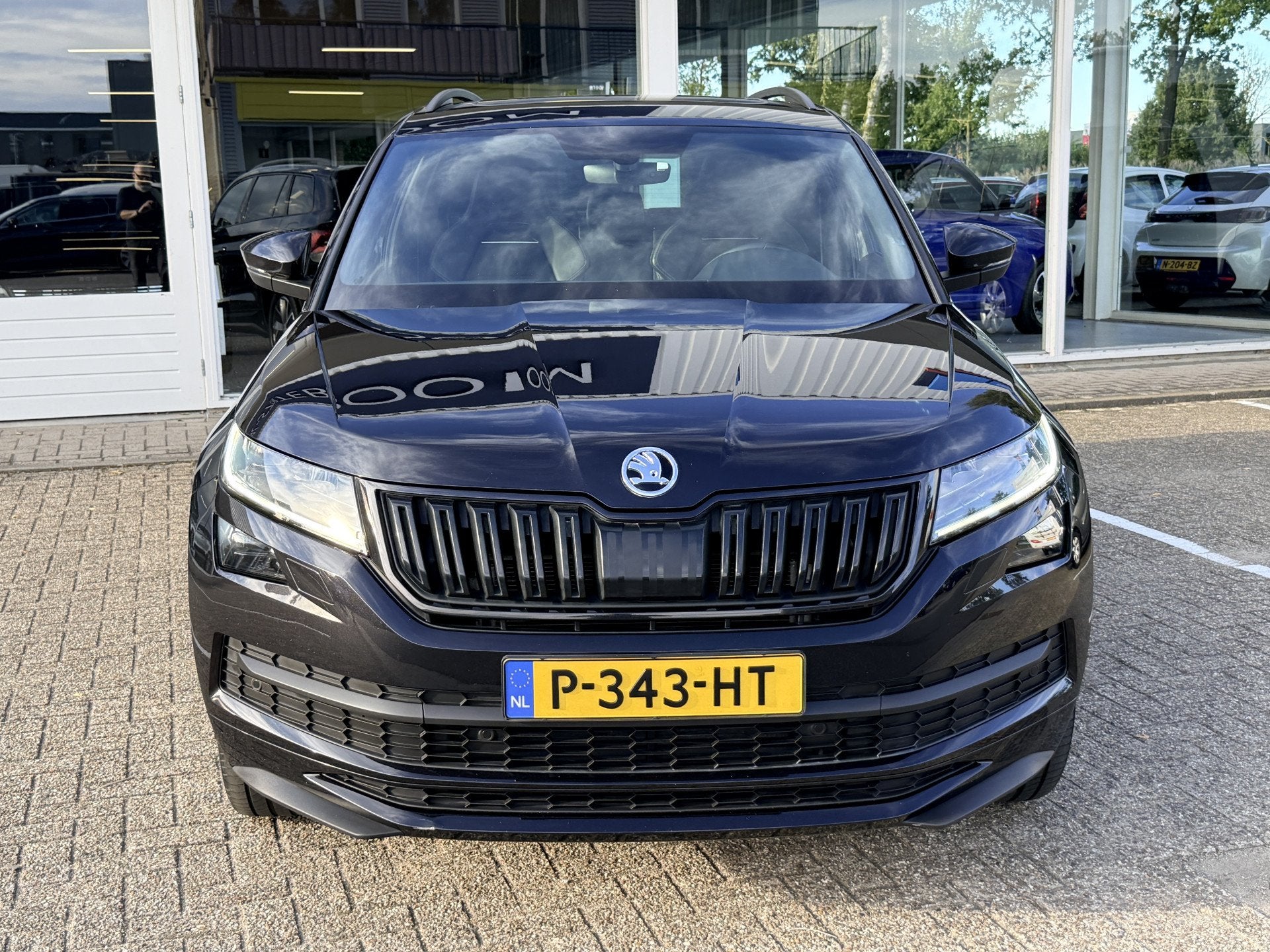 Skoda Kodiaq 1.5 TSI Sportline Business 7p. | LED | Pano | A, Auto's, Skoda, Euro 6, 4 cilinders, 150 pk, 7 stoelen
