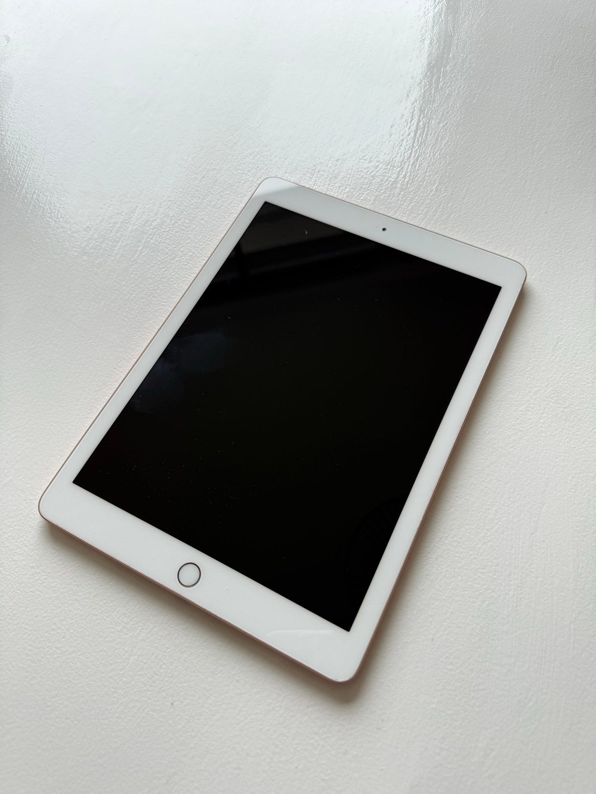 Apple iPad (6e generatie) Wi-Fi - Gereset en werkend, 10 inch, Gebruikt, 32 GB, Apple iPad