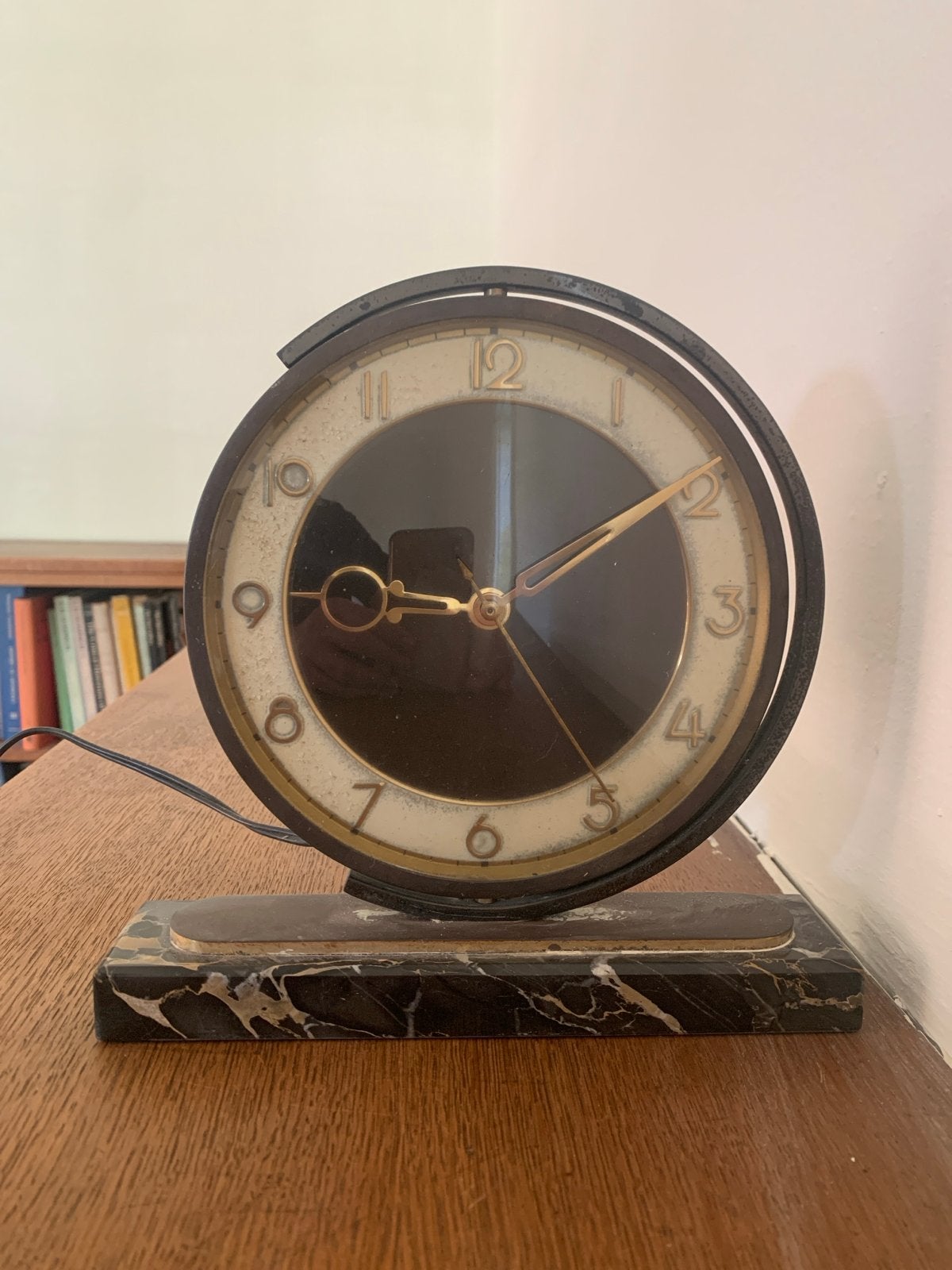 Vintage Art Deco Tafelklok op Marmeren Voet - Werkend, Ophalen of Verzenden