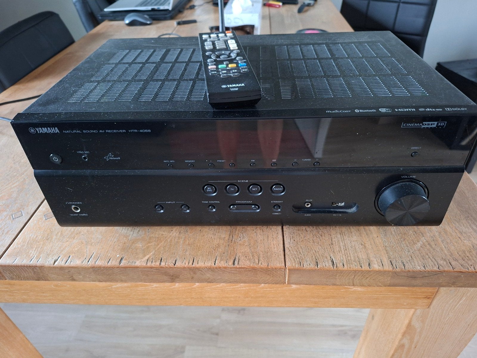 Yamaha HTR-4068 en een 3067 Receiver met afstandsbediening, Ophalen of Verzenden