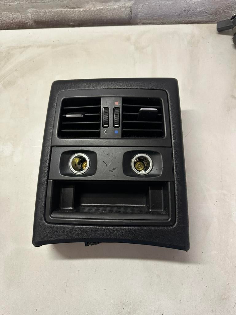 BMW E90/E91 achterste middenconsole, Ophalen of Verzenden, BMW