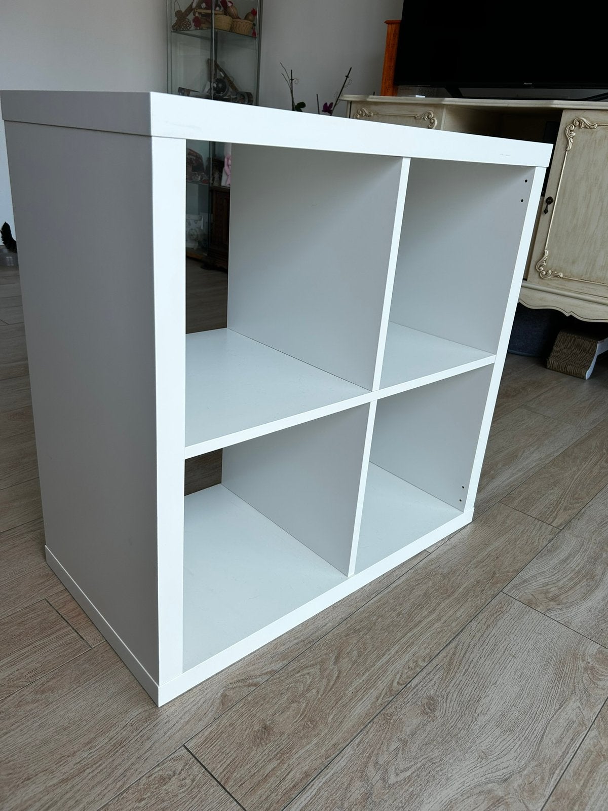 Kallax kast, Huis en Inrichting, Kasten | Boekenkasten, Ophalen, 50 tot 100 cm, Zo goed als nieuw, Minder dan 100 cm