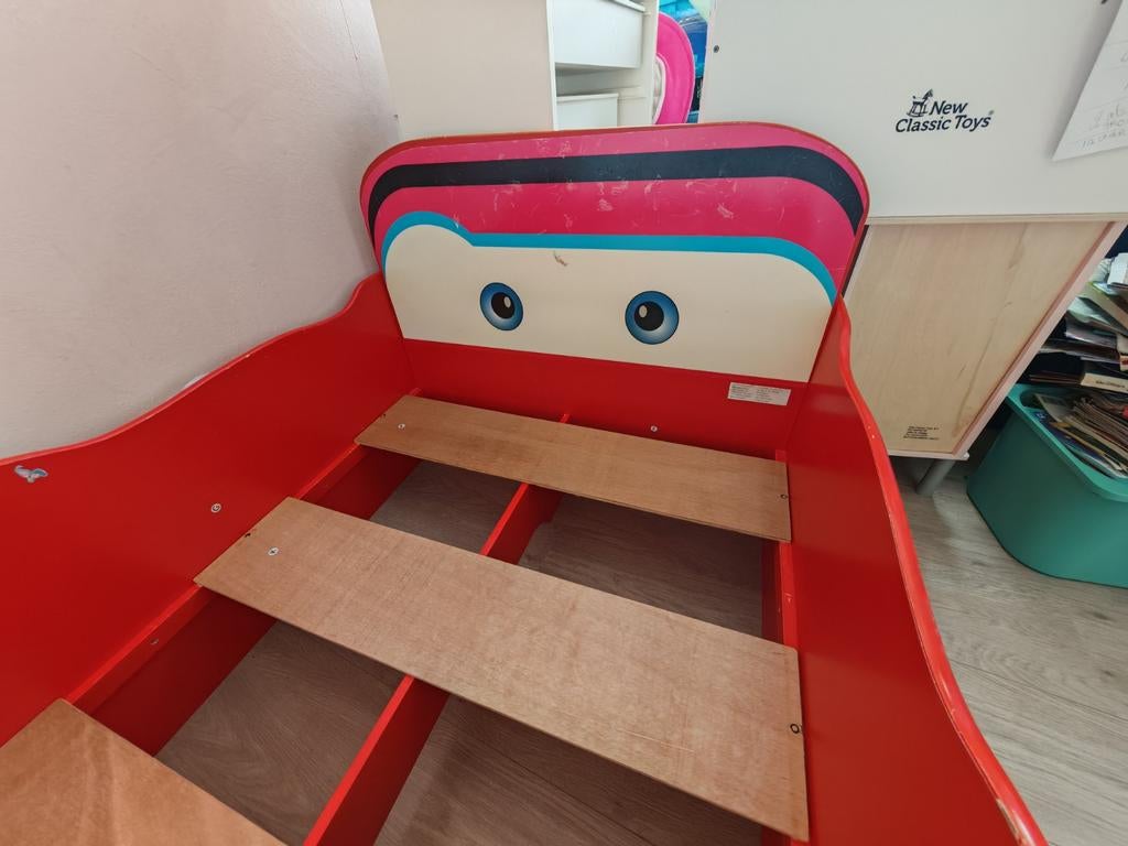 Cars kinderbed - Bliksem McQueen, Kinderen en Baby's, Kinderkamer | Bedden, Ophalen, Gebruikt, 70 tot 85 cm, Lattenbodem