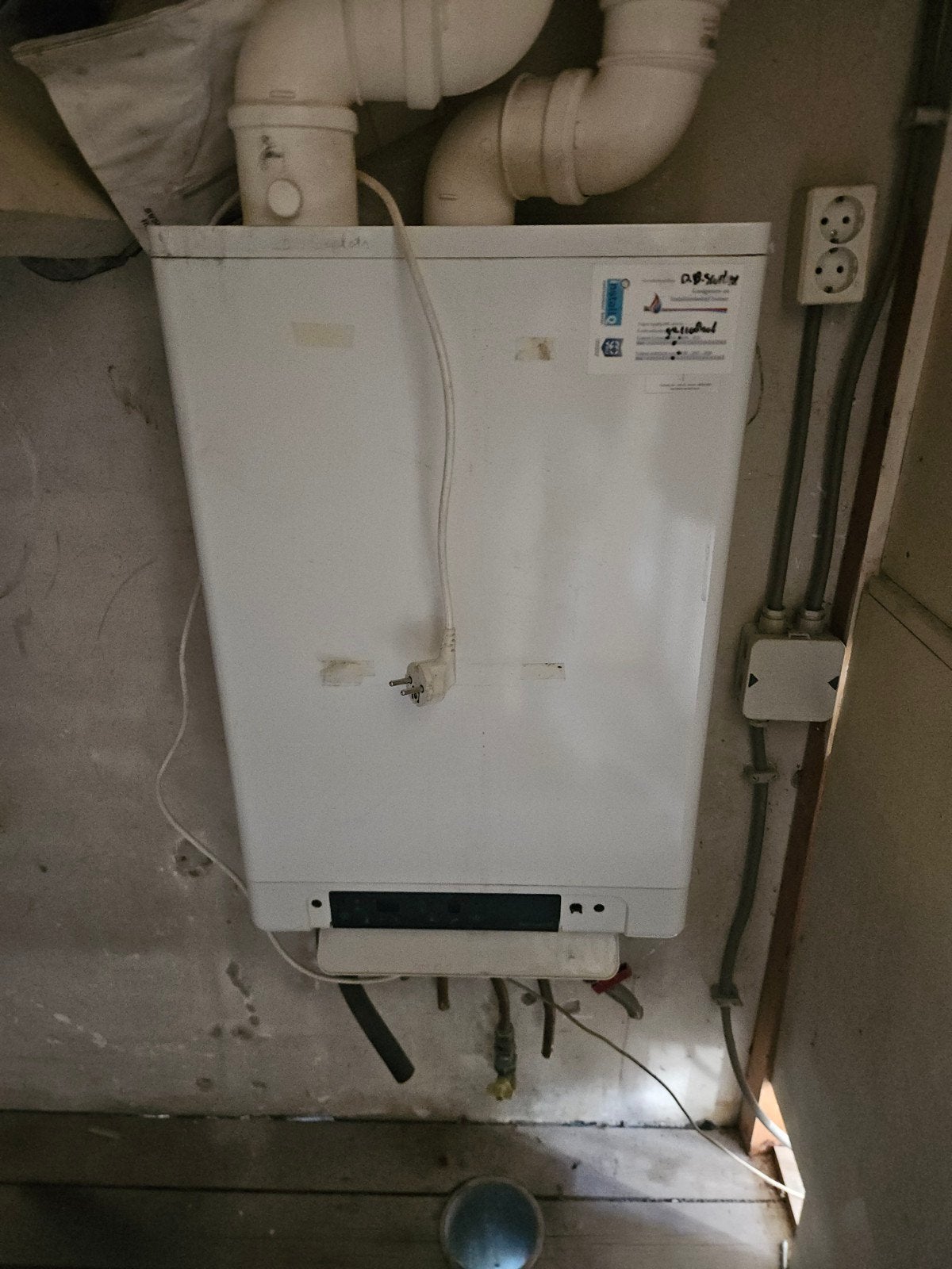 Intergas Kombi Kompakt HRE 28/24 A CV-ketel, Ophalen, 30 tot 80 cm, Gebruikt, Cv-ketel of Combi-ketel