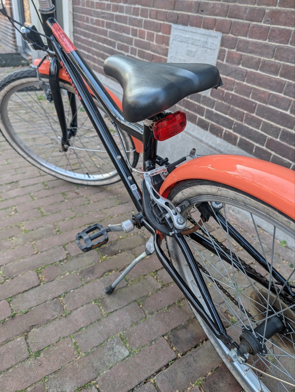Decathlon Hybridefiets Riverside 500 zwart/koraalrood 24 inc, Minder dan 47 cm, Ophalen
