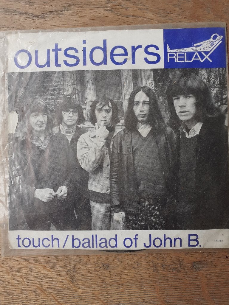 single Outsiders, Ophalen of Verzenden, Gebruikt, Pop