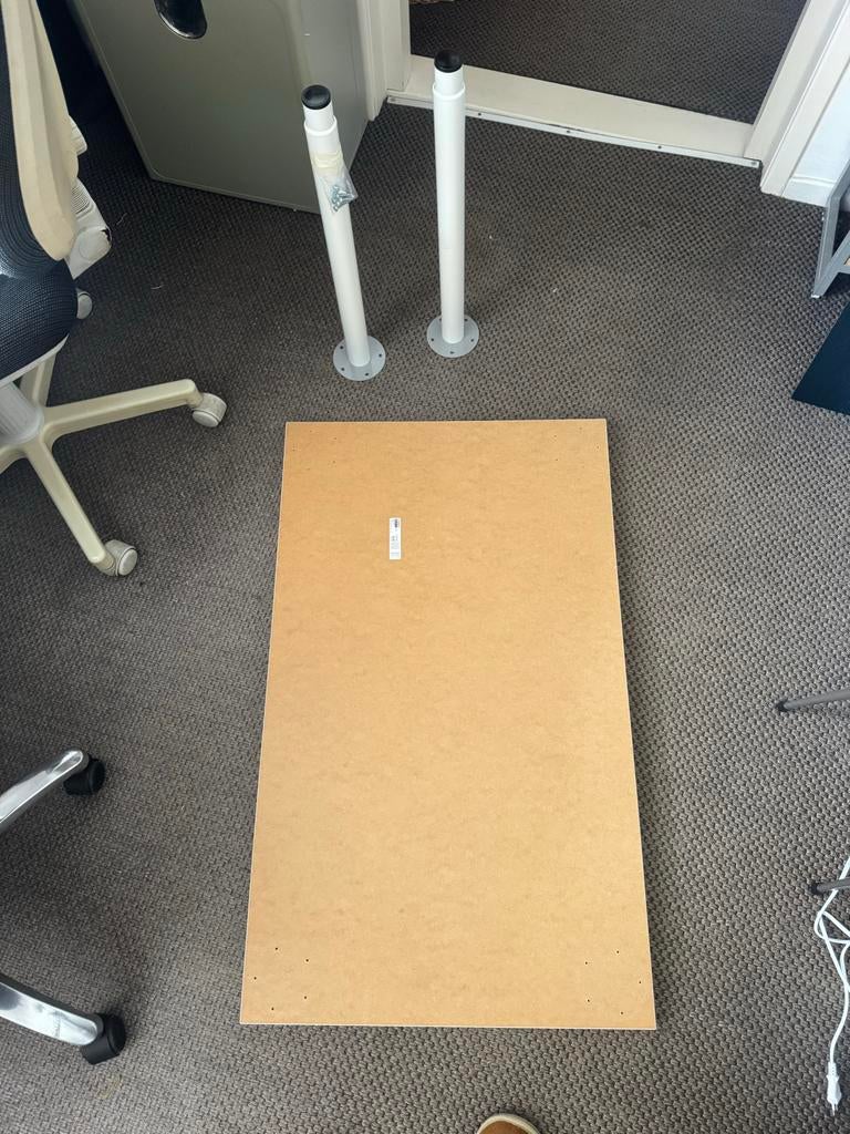 IKEA LINNMON bureau blad met twee poten, Ophalen, Gebruikt, Spaanplaat of MDF, IKEA