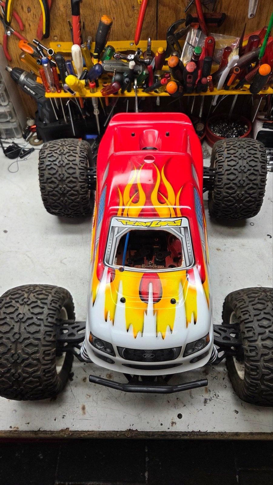 Te koop zogoed als nieuwe team losi, Auto offroad, Ophalen of Verzenden, Zo goed als nieuw, Schaal 1:8