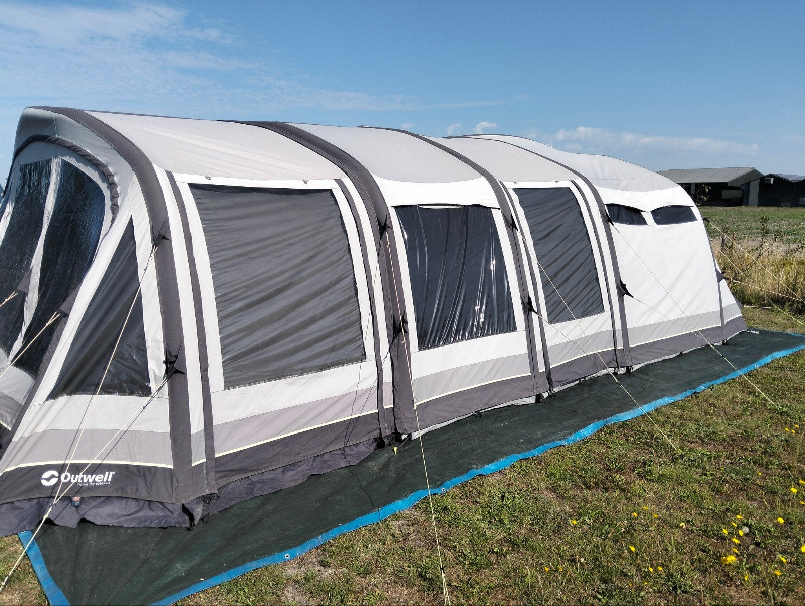 Outwell opblaasbare 6-persoons tent + voortent + evt. access, Ophalen, Gebruikt, Tot en met 6