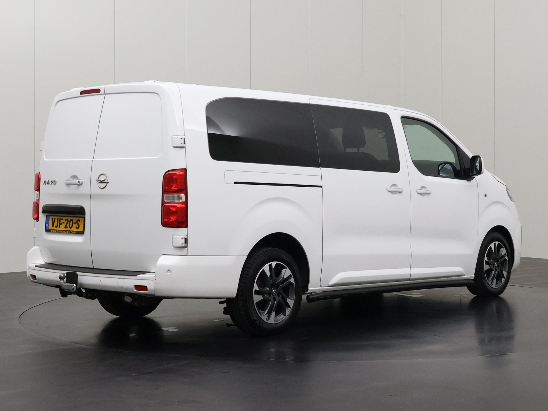 Opel Vivaro 2.0CDTI 150PK XXL Dubbele Cabine Sport | Navigat, Voorwielaandrijving, Stof, Gebruikt, 4 cilinders