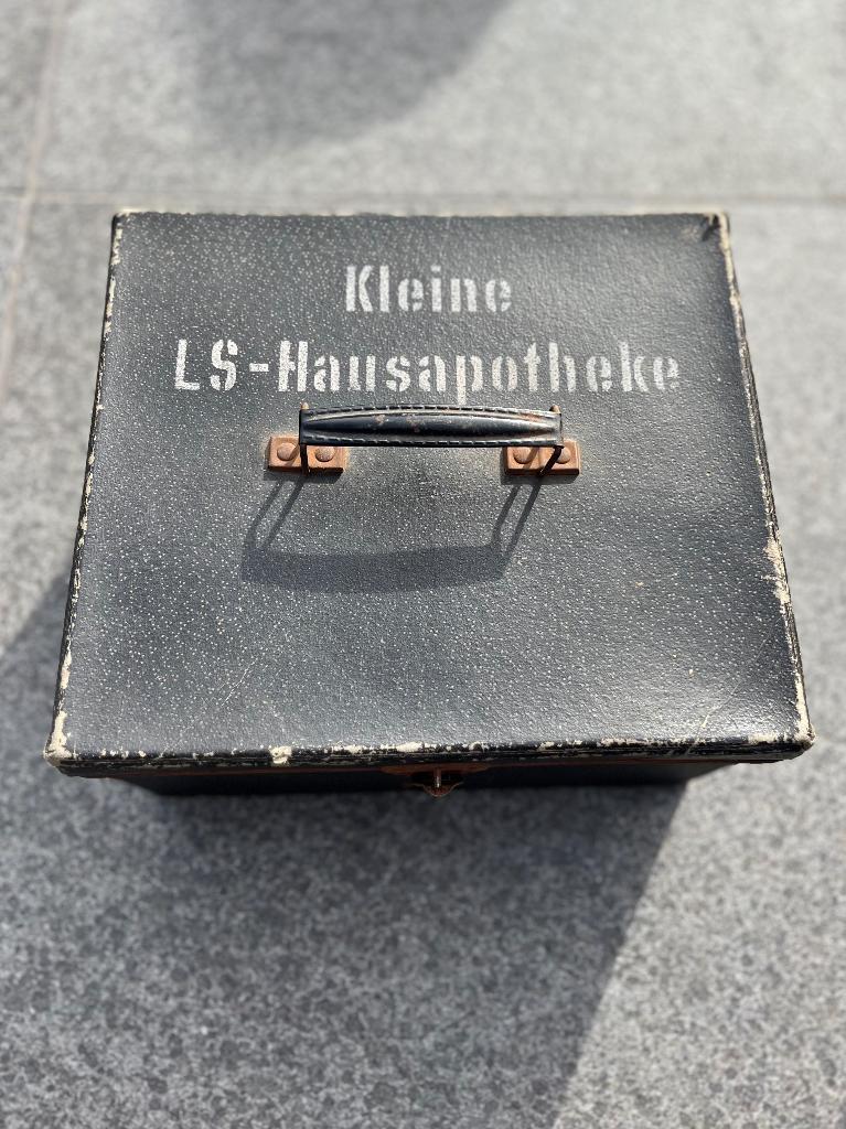 Luftschutz WW2 Hausapotheke, Verzamelen, Militaria | Tweede Wereldoorlog, Ophalen of Verzenden, Duitsland