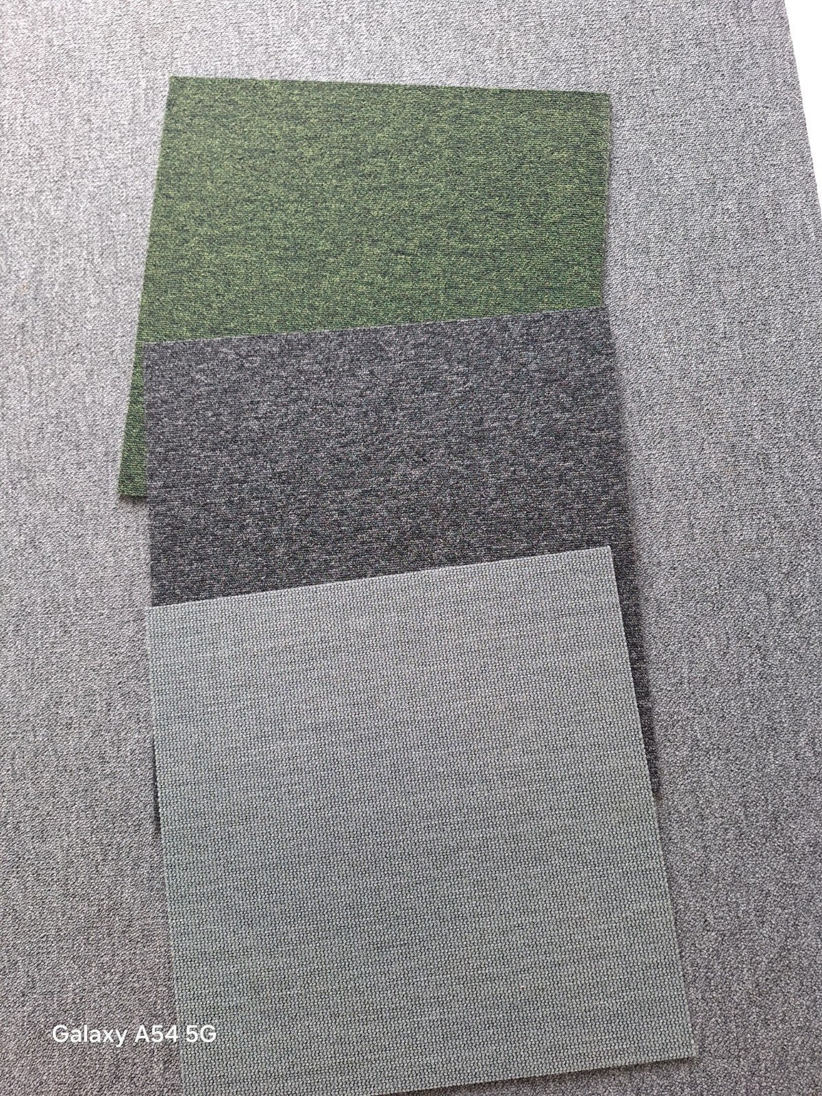 Tapijttegels 50x50cm - Zwart en Groen, Gebruikt, 50 tot 100 cm, Vierkant, Groen