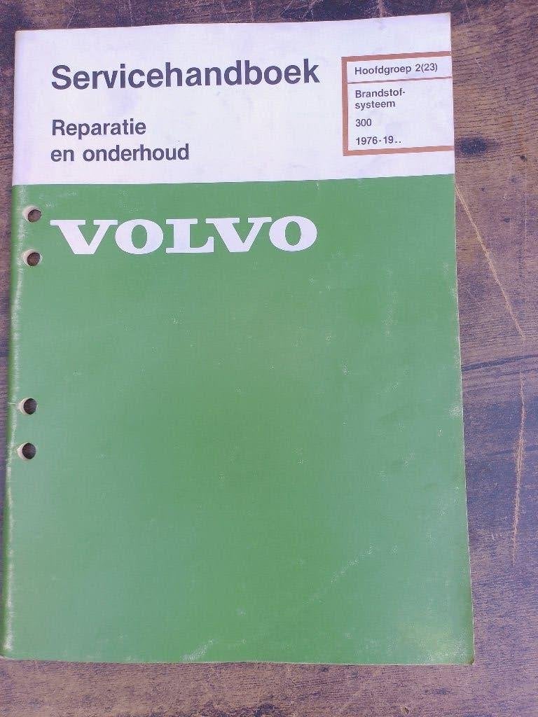 Volvo 340 - 360 dealer werkplaatsboek Brandstof carburateurs, Ophalen of Verzenden, Gelezen, Volvo