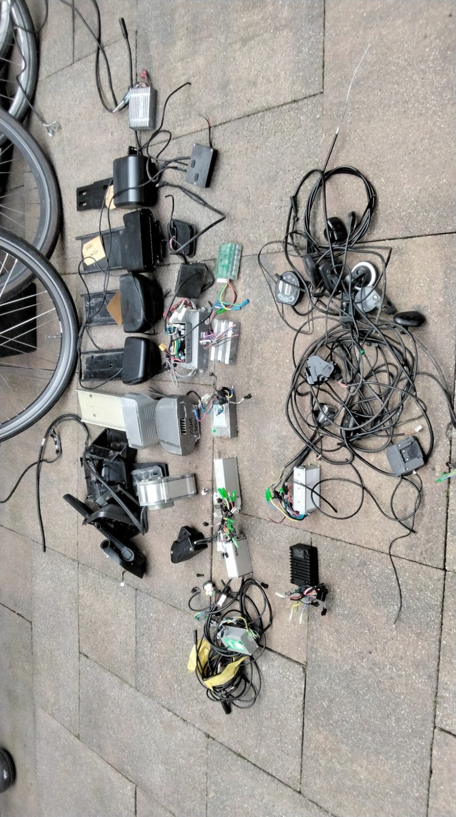 Partij ebike onderdelen wielen display bagagerek kabels, Ophalen of Verzenden