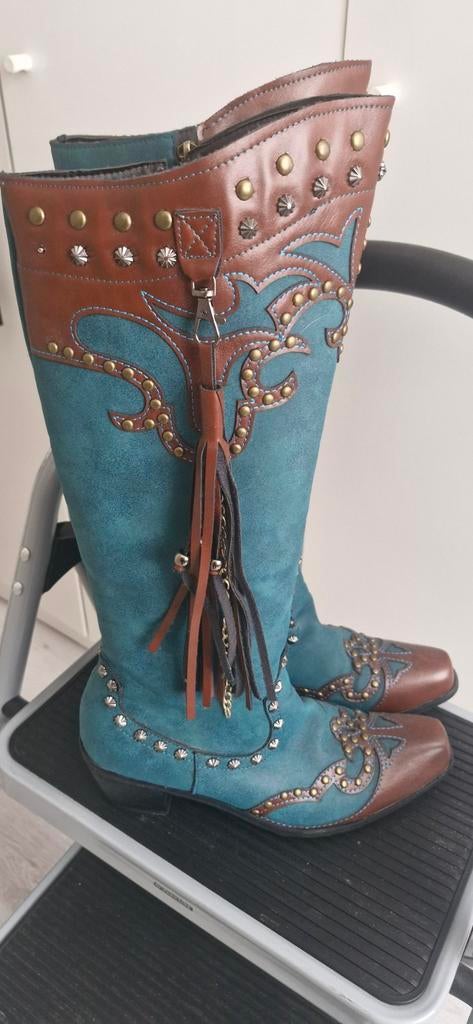 Cowboy laarzen maat 40 - Turquoise met studs, Ophalen of Verzenden, Gedragen, Overige kleuren, Hoge laarzen