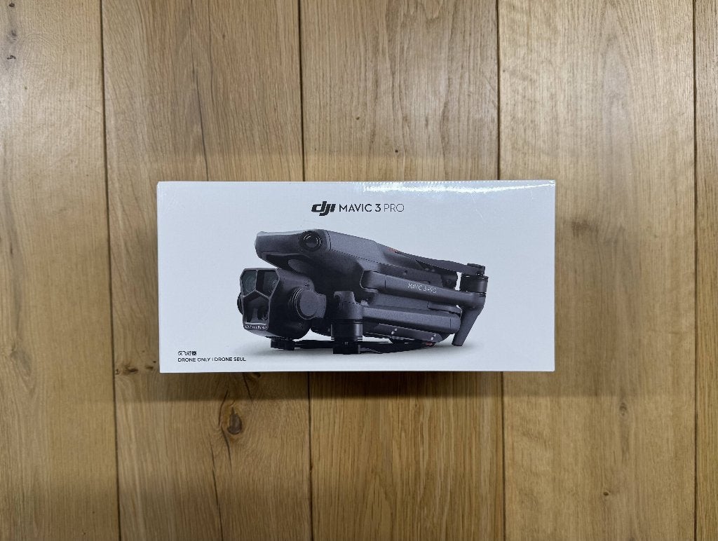 DJI Mavic 3 Pro Drone Only – Nieuw & Origineel Geseald, Audio, Tv en Foto, Drones, 250 tot 900 gram, Cameradrone, Nieuw, Ophalen of Verzenden