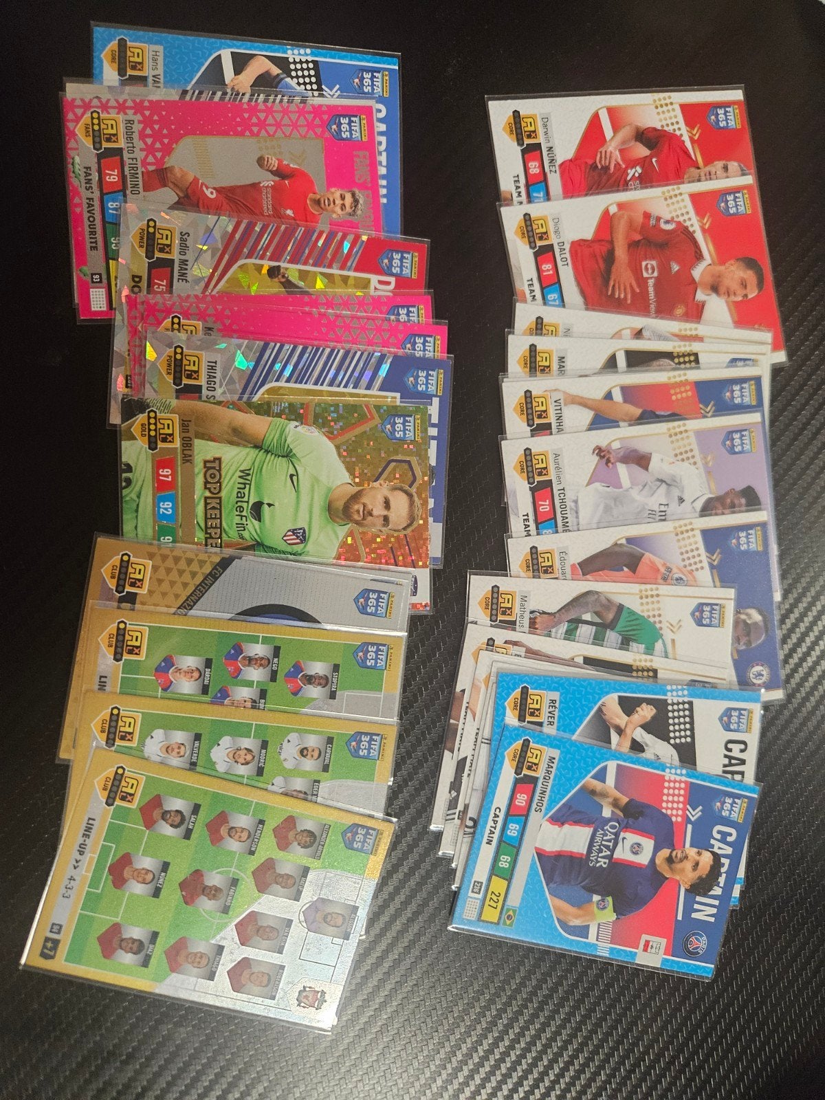 Panini FIFA 365 Adrenalyn XL Voetbalkaartjes - Diverse Sets, Verzamelen, Ophalen, Zo goed als nieuw, Buitenlandse clubs, Spelerskaart