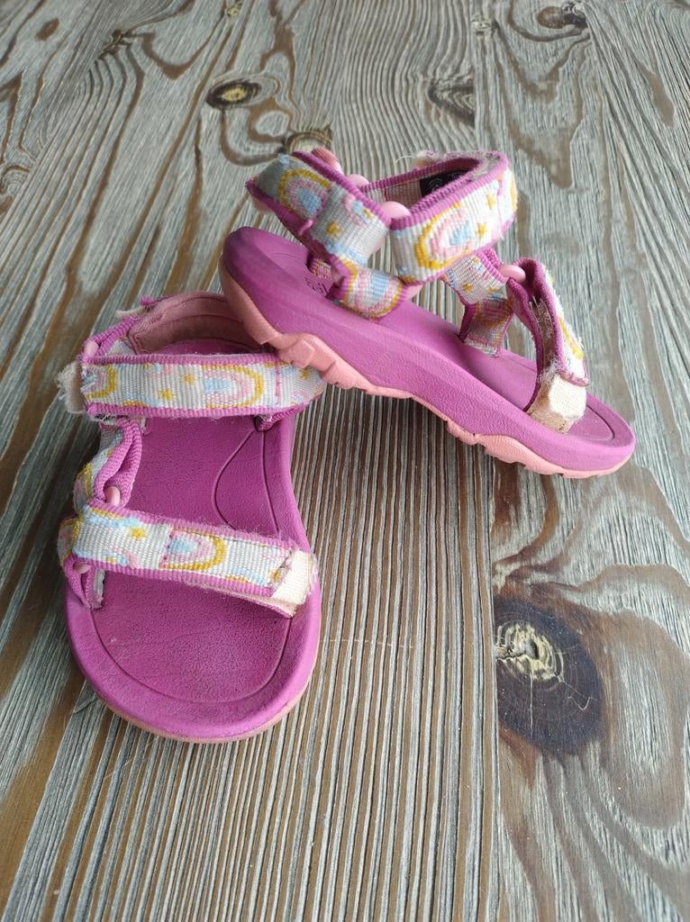 Teva sandalen | slippers maat 19 voor meisjes, Kinderen en Baby's, Gebruikt, Meisje, Overige typen, Teva