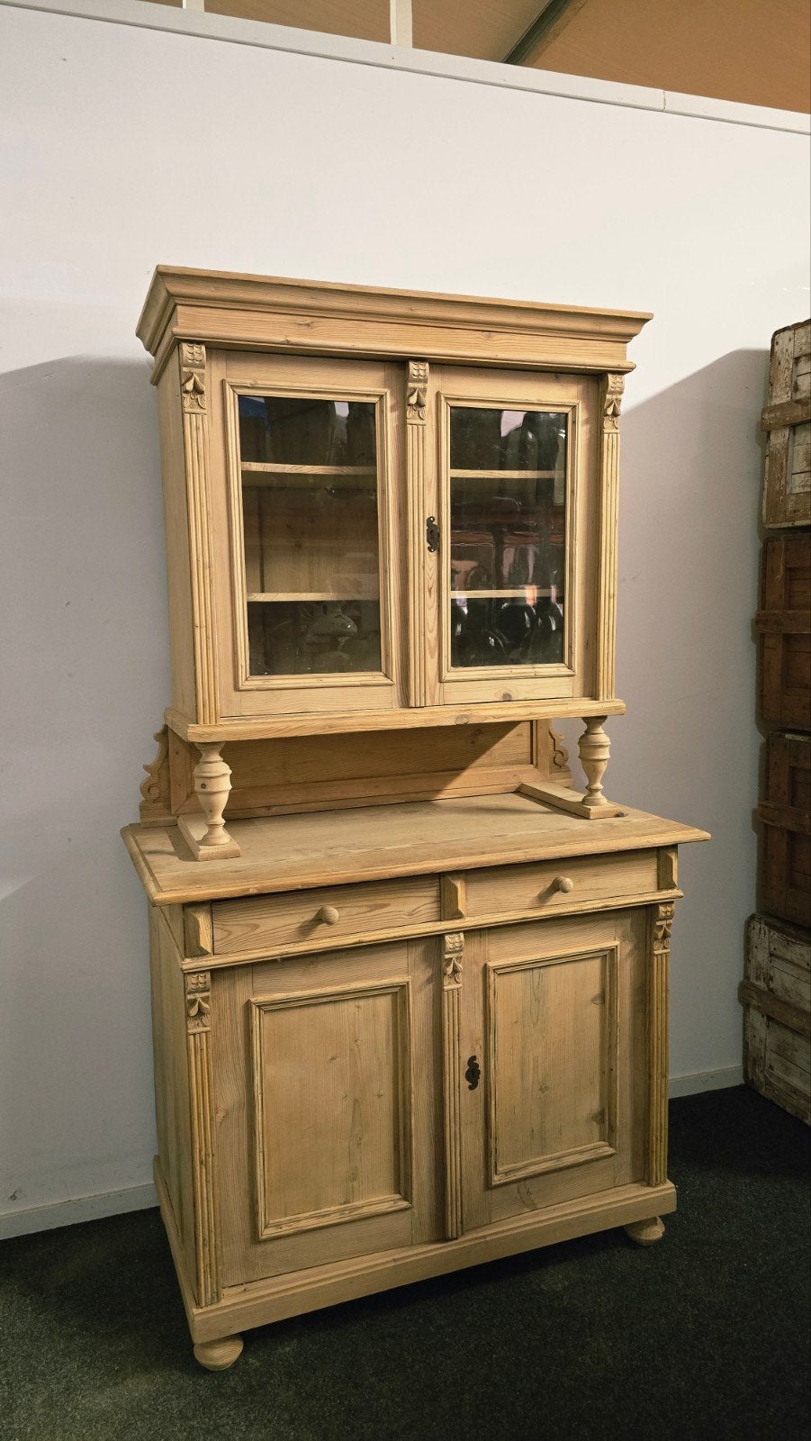 Mooie Grenen Houten Buffetkast met Vitrine, Huis en Inrichting, 100 tot 150 cm, Met lade(s), Ophalen of Verzenden, Zo goed als nieuw