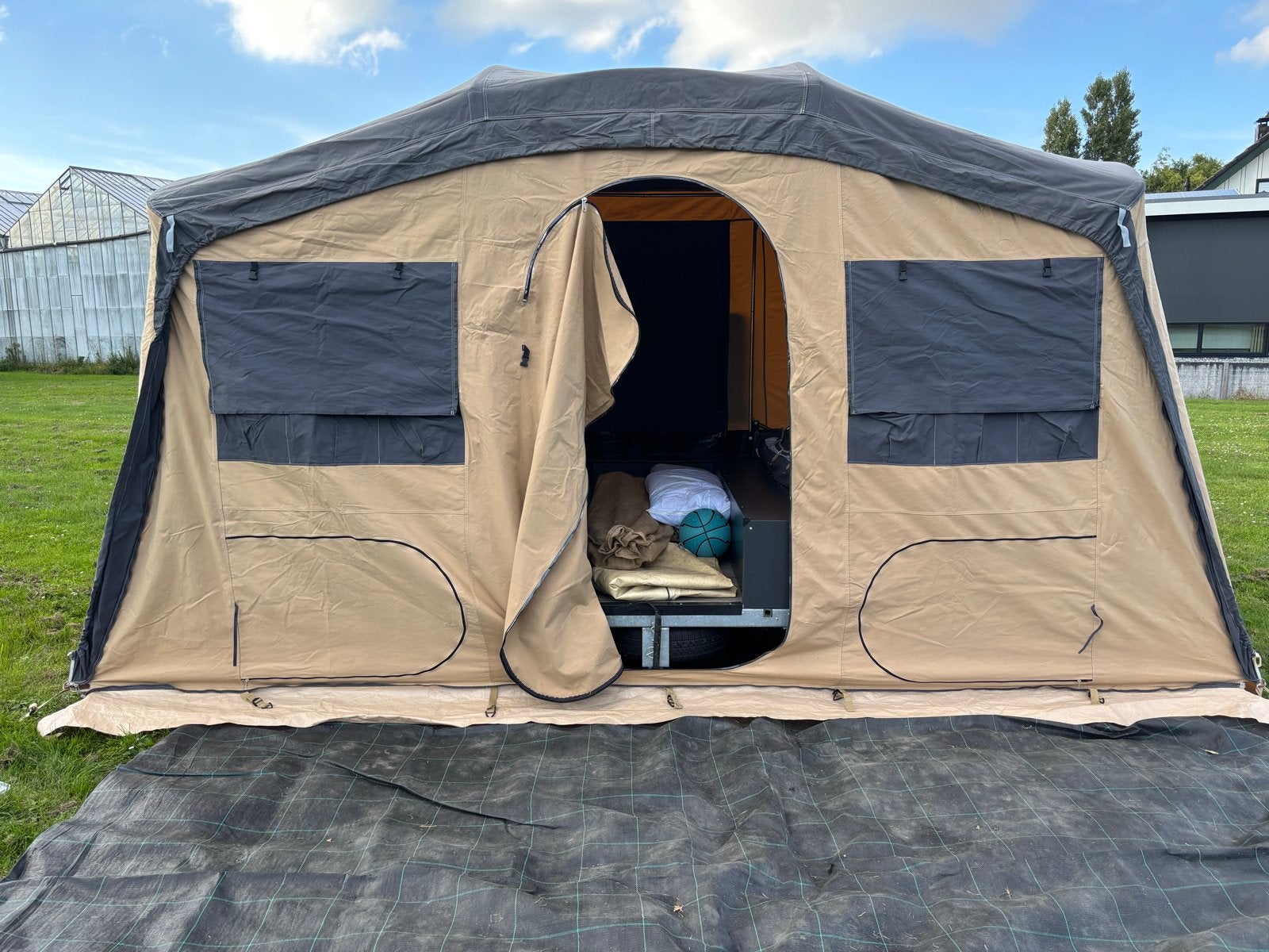 Cabanon de luxe  mercury slaapplek 8 pers/keuken/disselbak, Ophalen, Gebruikt, Meer dan 6