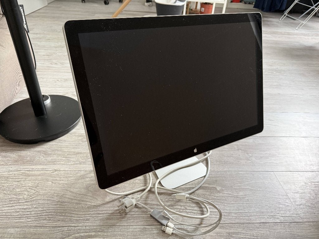 Gratis af te halen | Apple LED Cinema Display 27 inch, Computers en Software, Monitoren, Ophalen, DisplayPort, LED, 60 Hz of minder