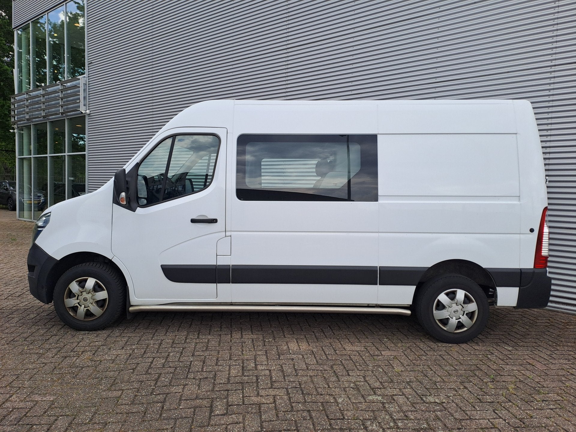 Nissan Interstar 2.3 dCi L2H2 N-Connecta | Dubbele Cabine |, Auto's, Voorwielaandrijving, 12 maanden, Gebruikt, Euro 6