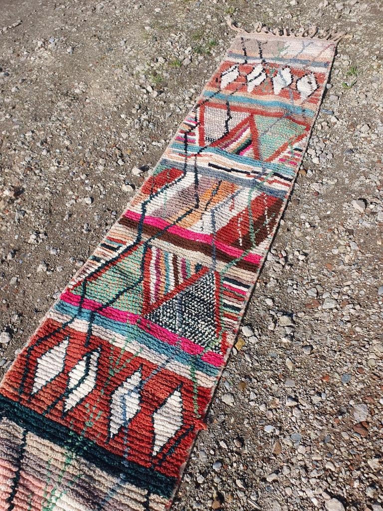 Unieke Marokkaanse Loper  308x65cm Handgemaakt en Kleurrijk, Groen, 200 cm of meer, Rechthoekig, 50 tot 100 cm