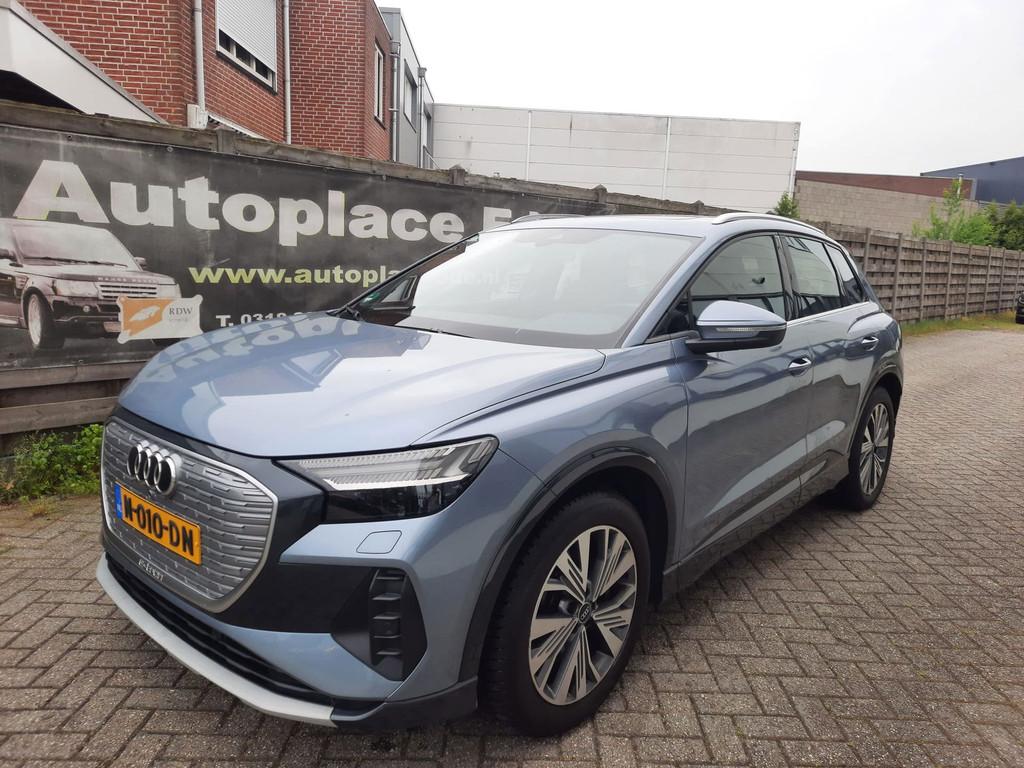 Audi Q4 e-tron 40 Launch edition Advanced Plus 77 kWh PANORA, Automaat, Gebruikt, Blauw, Origineel Nederlands