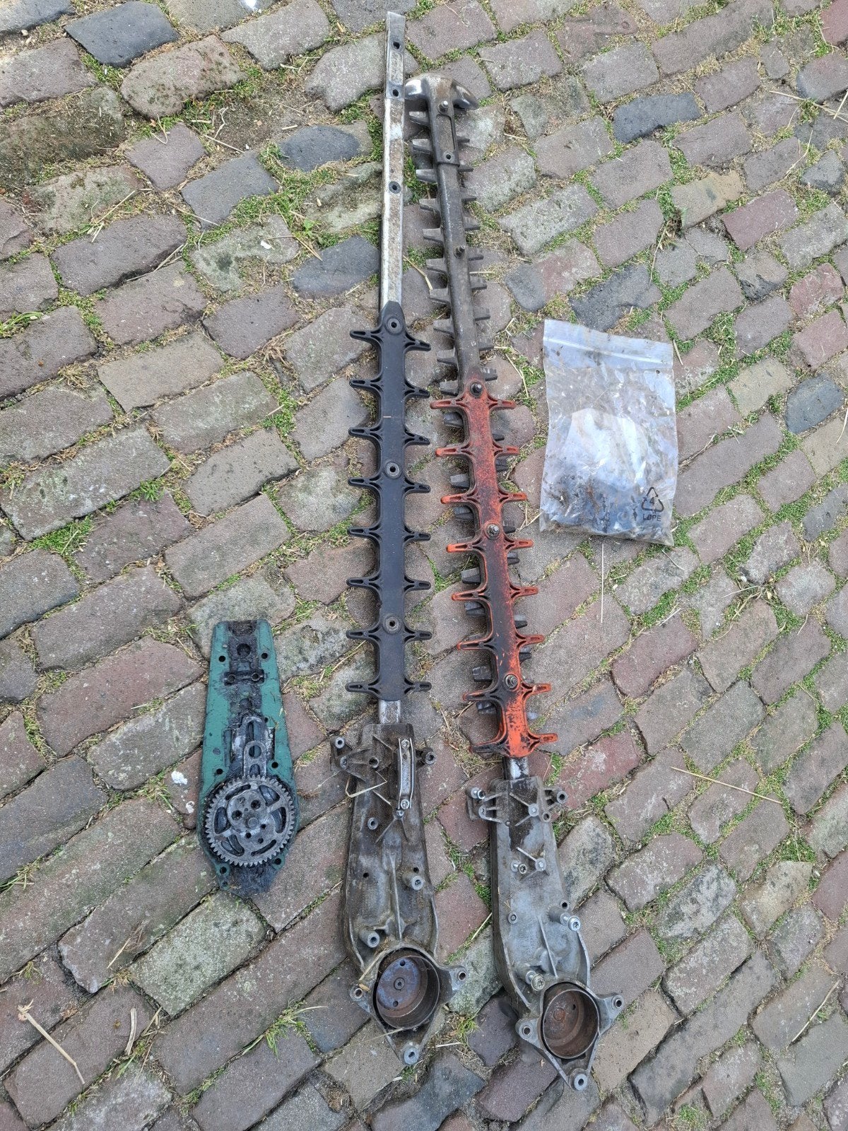 Heggenschaar onderdelen, Ophalen, 250 mm of meer