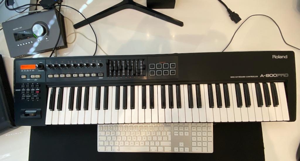 Roland A-800 Midikeyboard (met Ableton software) Nieuwstaat, Ophalen, 61 toetsen, Roland, Midi-aansluiting